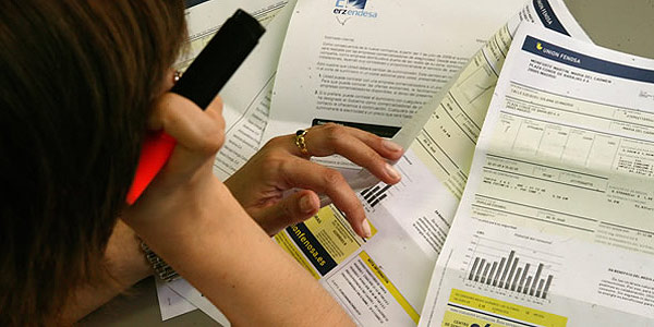 No es necesario que cambies las instalaciones o los electrodom&eacute;sticos, solo con hacer peque&ntilde;os gestos puedes llegar a reducir tus facturas y as&iacute; mejorar la econom&iacute;a familiar.